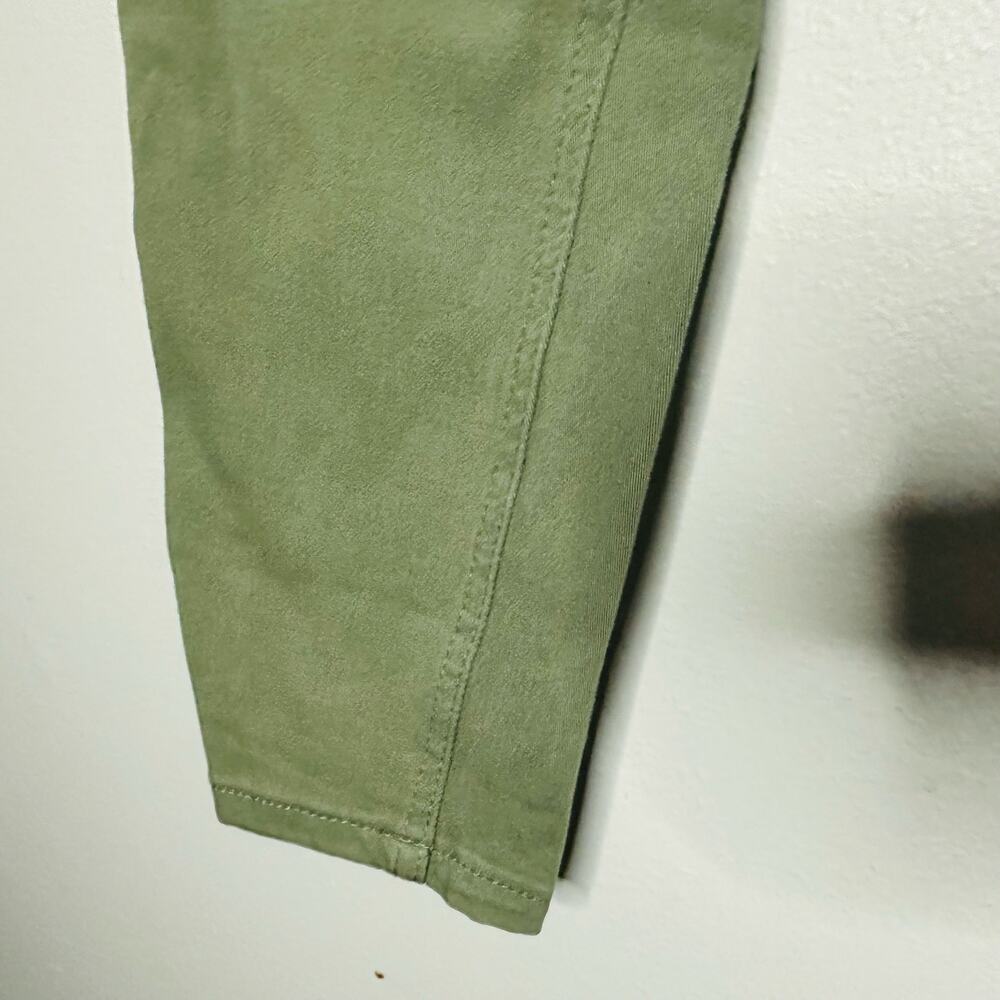 FAITH OVER FEAR Women's Army Green Distressed Skinny Jeans Size Small - Picture 5 of 10
